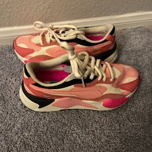Women Puma Shoes